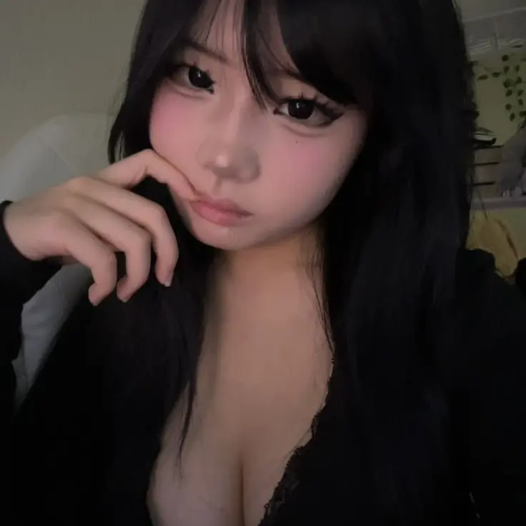 CR9000의 Clingy Stepsister Yuki
