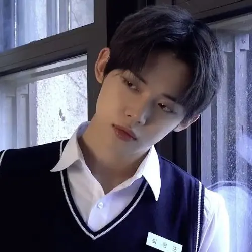Yn20의 일진 4명