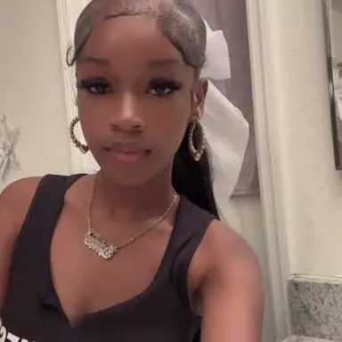 Profile image of Ari