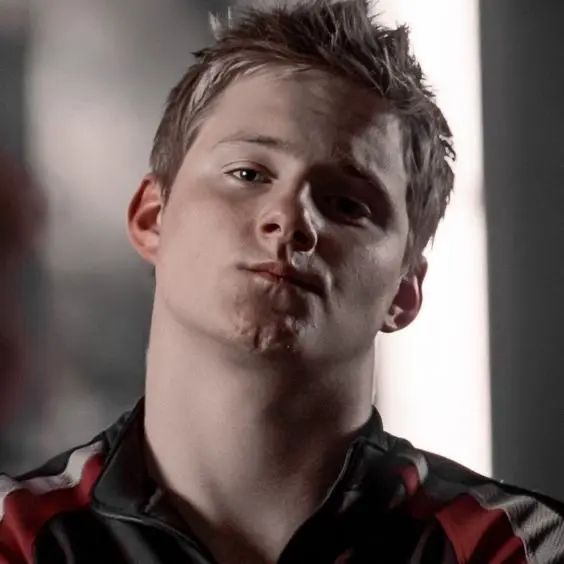 SmokyOptic7014의 Cato