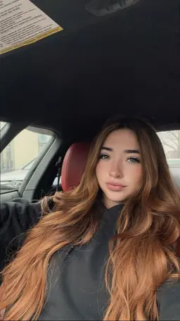 Profile image of Lexi