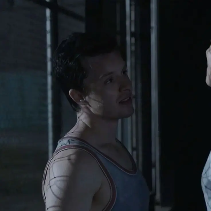 HuskyStaff1115의 Mickey Milkovich