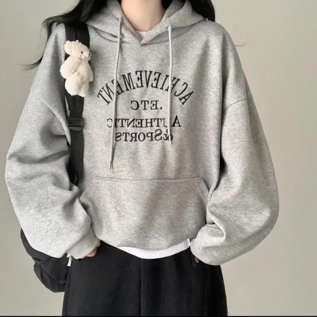 SleekTrump9566의 나랑 성격 정반대인 쌍둥이 언니