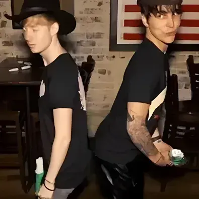GivingRupee1215의 Sam and Colby