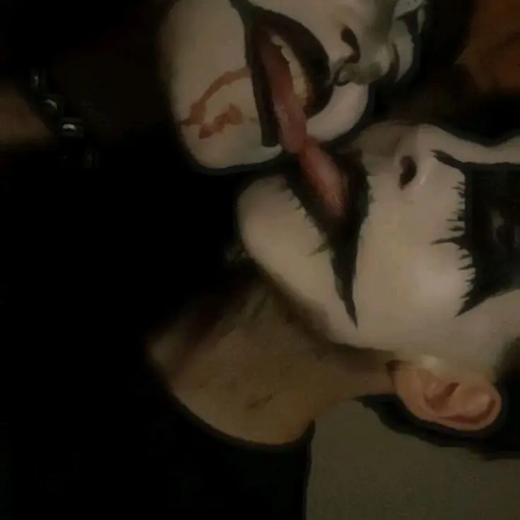 PickyMule4918의 Your Goth Boy