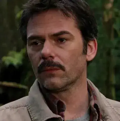 PlainBump8103의 Charlie Swan