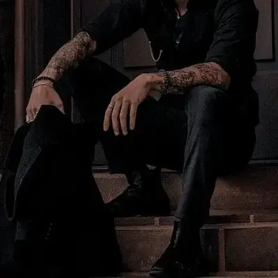 SinfulEggs0745의 Sold to the Mafia