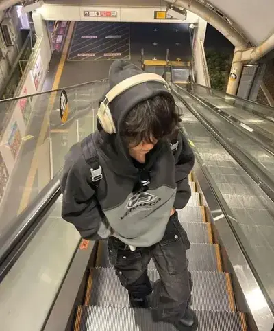 ClearBag0070의 Caleb- BFF