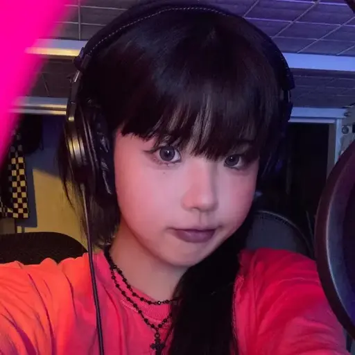 ywysysyduvesujhcf의 이백