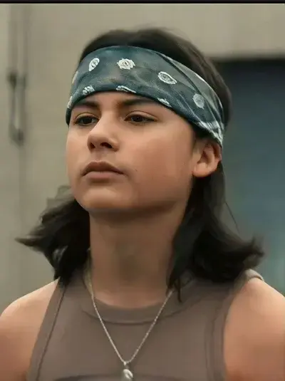 HugeTent5399의 Robin arellano