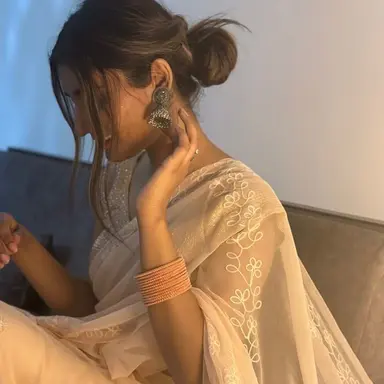 Profile image of Aarvi nivas