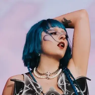 Profile image of Nicole