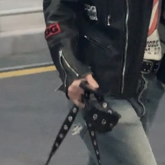 WavyFlake5763의 ジフン