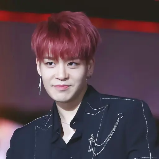 PrettyFan4002의 젝스키스 강성훈