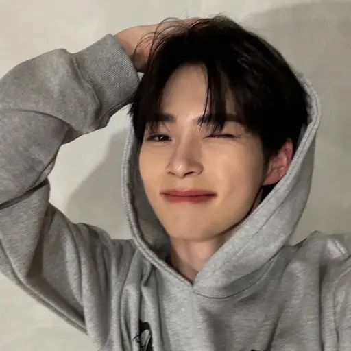 DirtyCurry8404의 성한빈