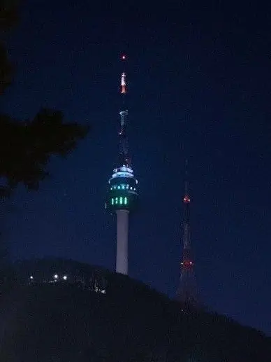 hina_h000914의 久しぶりにあった彼は○○だった（リノ）