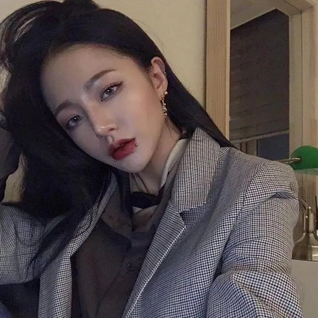OldSweat2833의 국제피제이파 두목 여성 