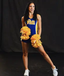 Profile image of Chloe Herrington