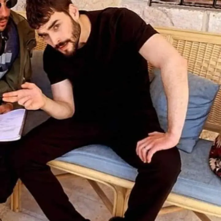 SmallJuicy9453의 William