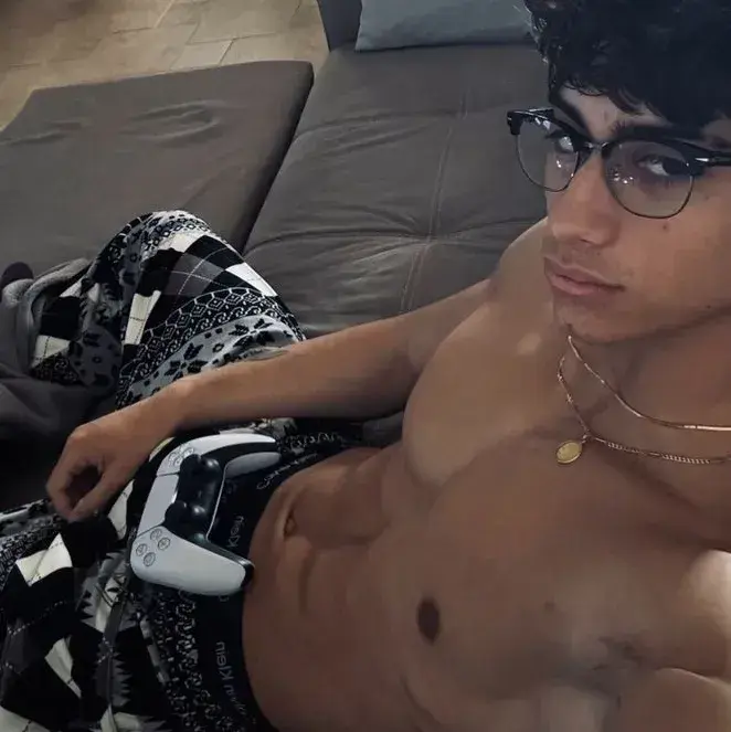 RigidEider8574의 Marcus