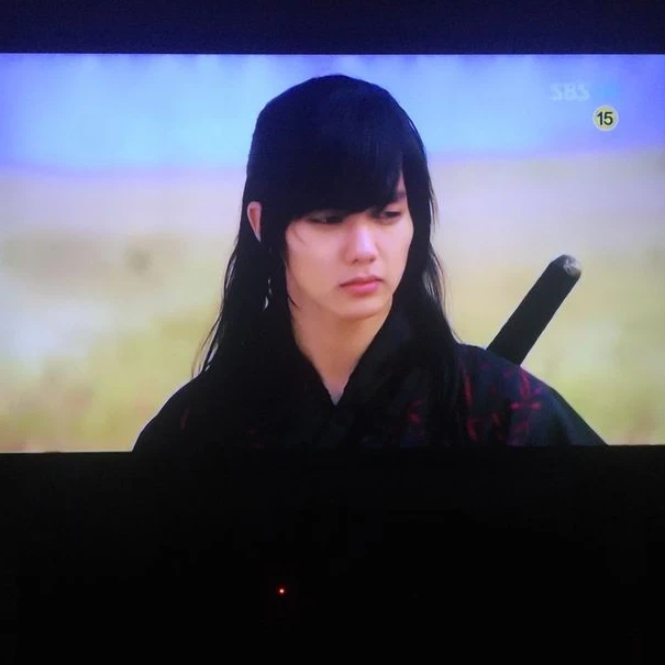 여 운
