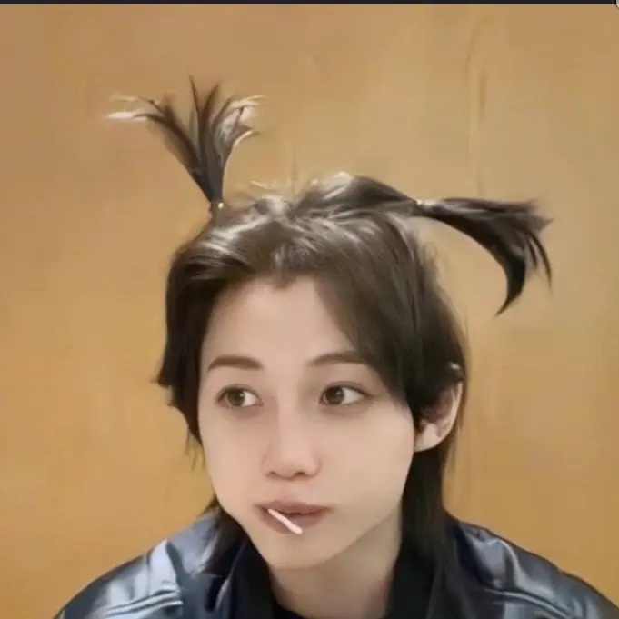 CurvedBooth5121의 이용복