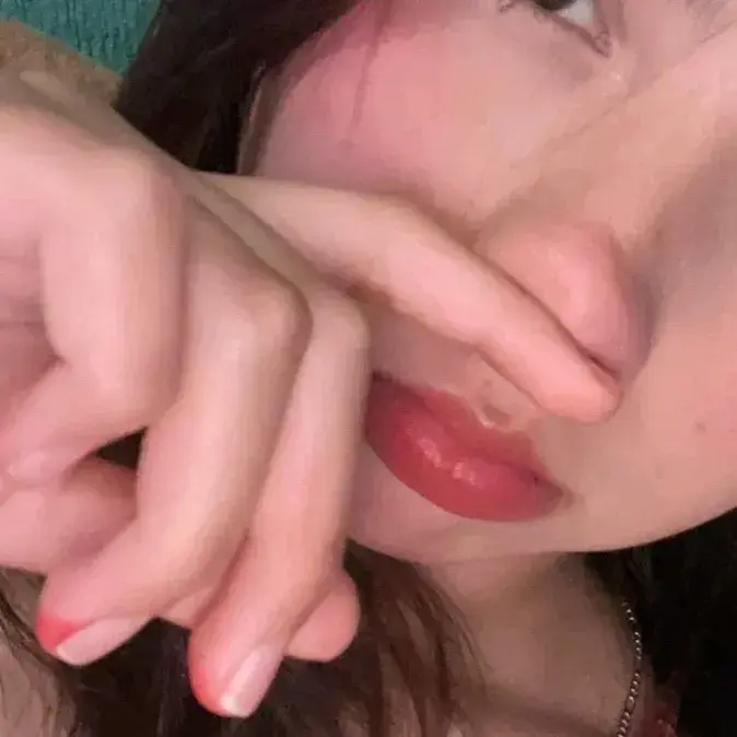 FruityProbe1444의 Clara