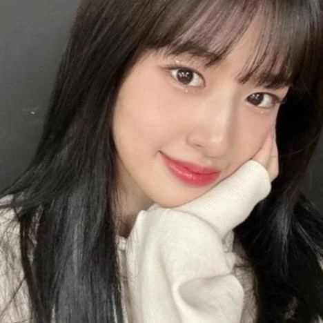 절친 안유진(IVE)