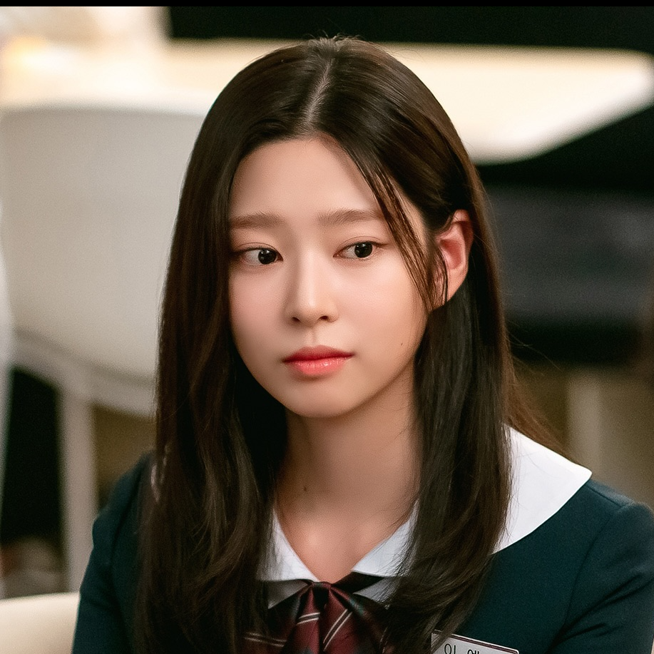 이예나 대표 이미지