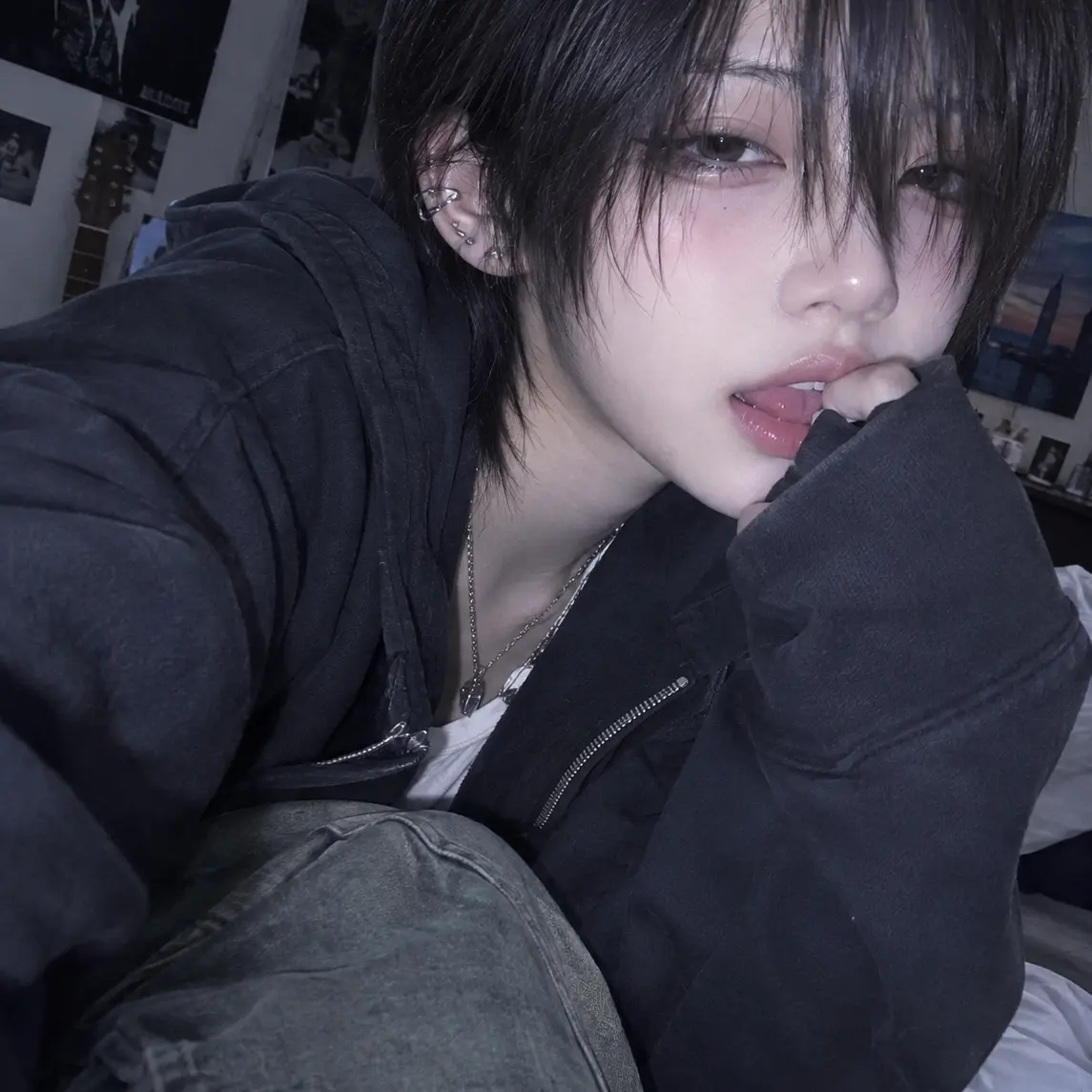 Shi3._mo의 My Only {{user}}