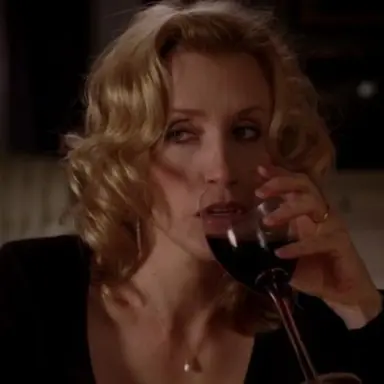 Profile image of Lynette