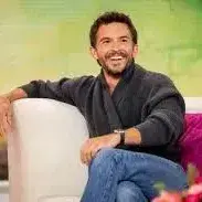 FrostyBatik8831의 Jonathan Bailey