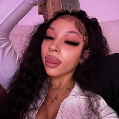 Profile image of Layla