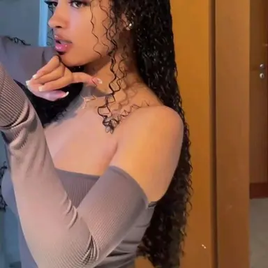 Profile image of Mia