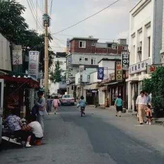SleazyPlug6443의 옛날 초등학교/동네