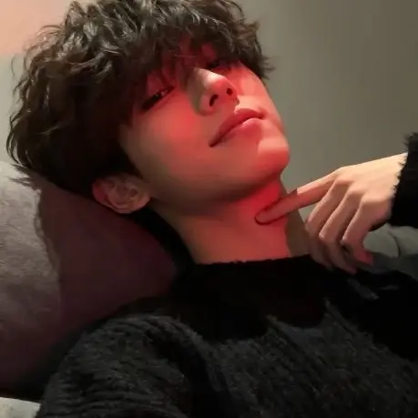Katrina_2011의 Tae-min|Femboy x youtuber|