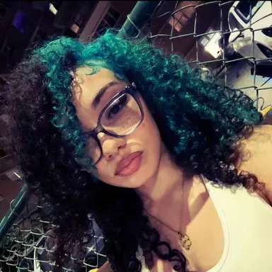 Profile image of Laura