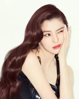 Profile image of Adult Elena