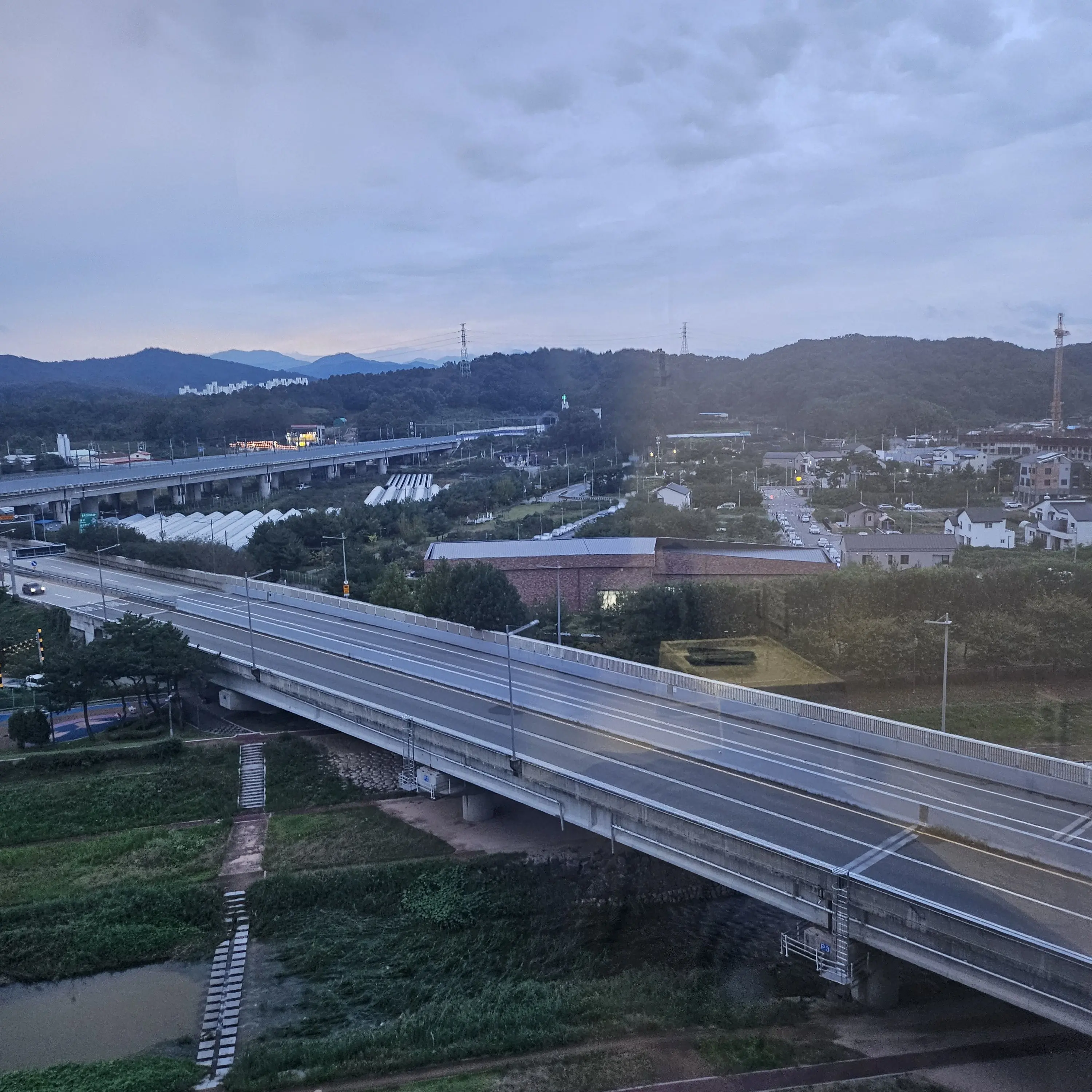 jiyul00127의 ☆메이드 카페★