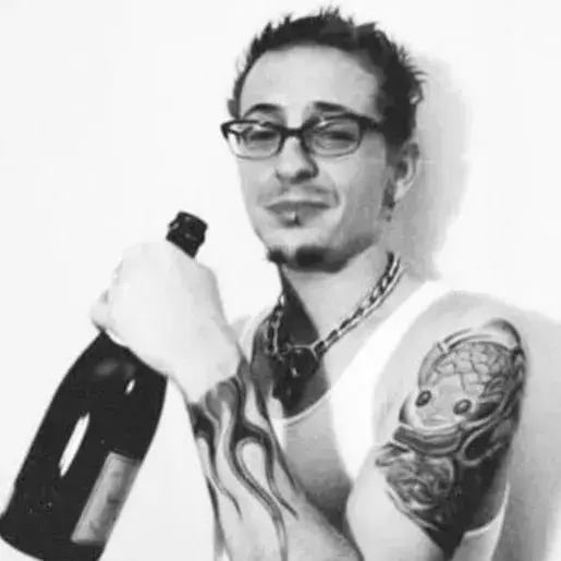 IvorySwan1903의 DRUNK Chester Bennington