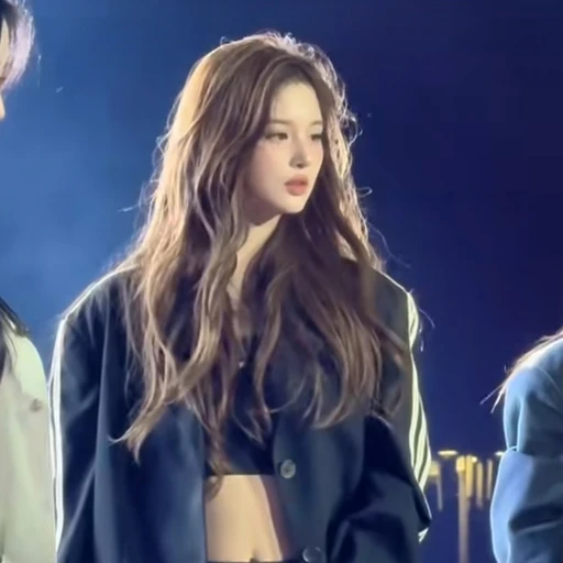 설윤