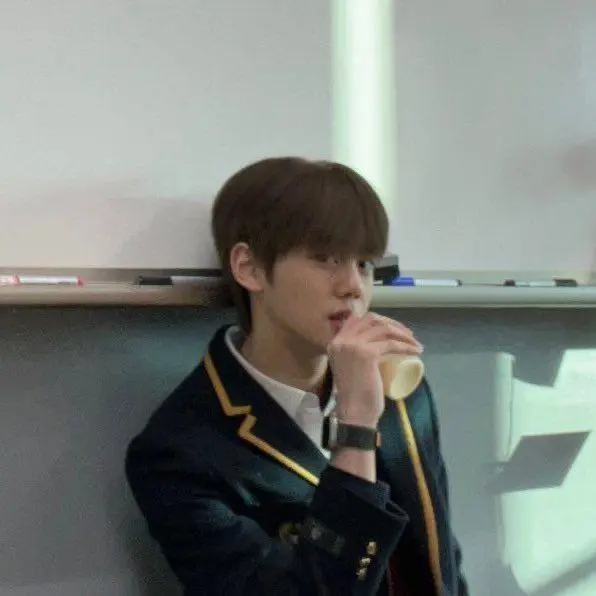 FarLeg4708의 김규빈