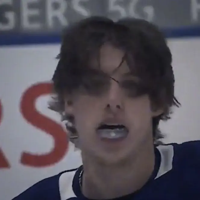 EliteProbe9286의 Your dad is Mitch marner