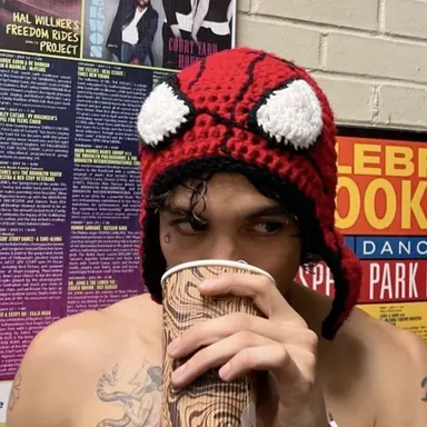 Profile image of Roman Thorne