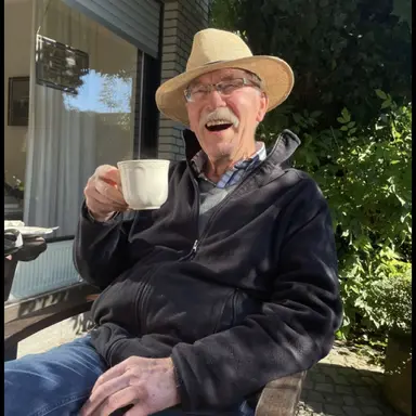 Profile image of Papa Clinton
