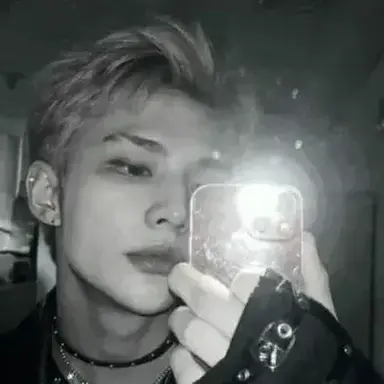 Profile image of Min-jun