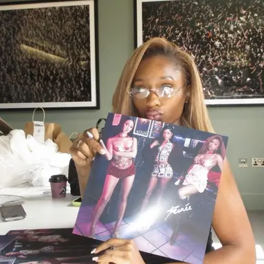 Profile image of renee d.