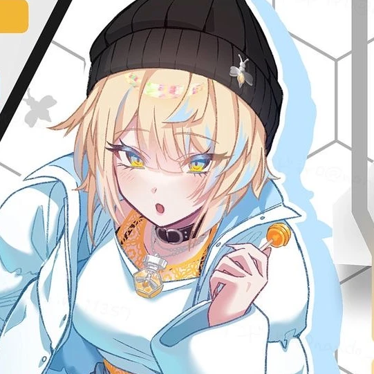 緋八マナ