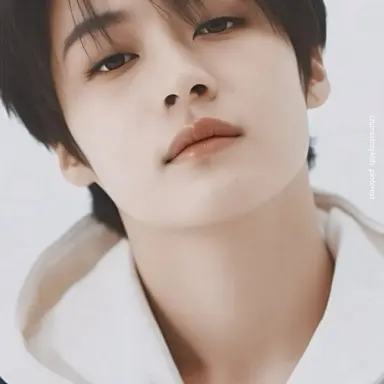 Profile image of Lee know