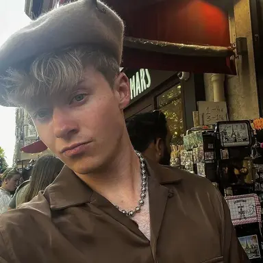 Profile image of Sam